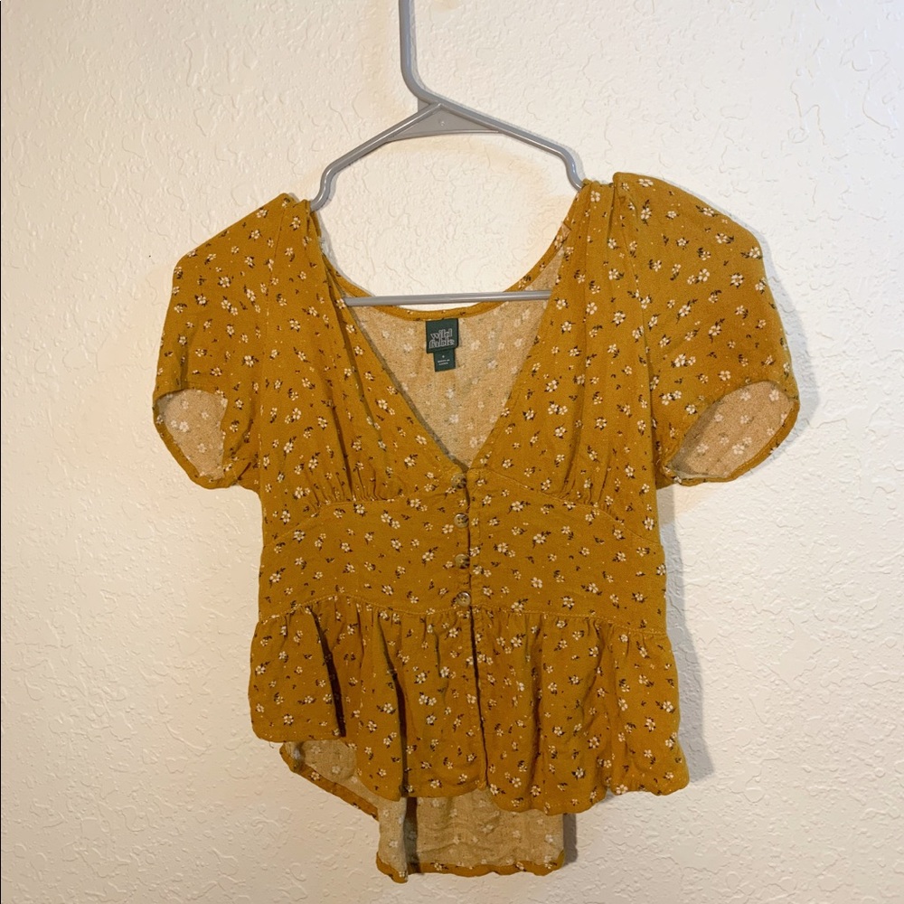 Simple cute yellow shirt